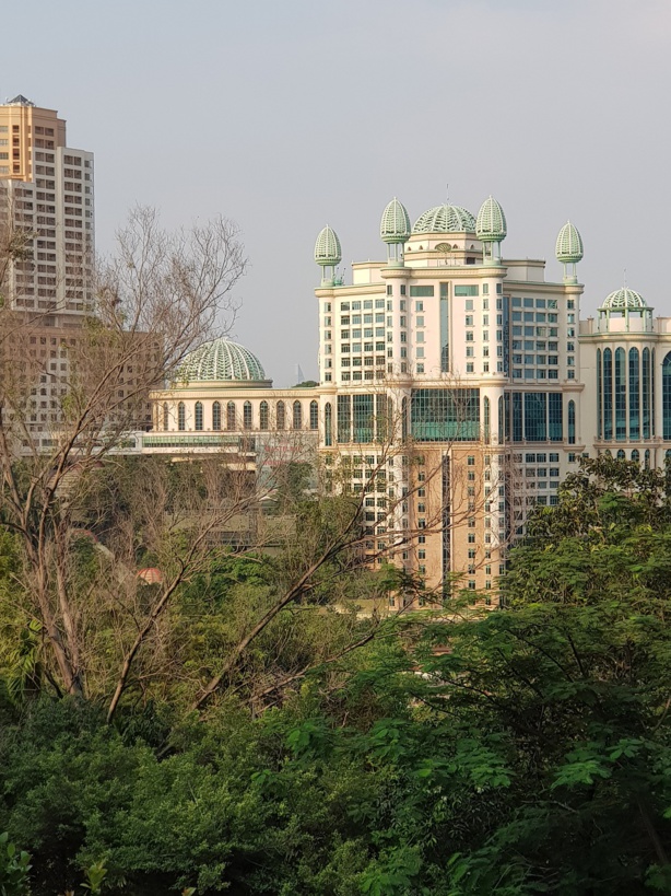 CALL FOR ARTISTS: COMMISSION OPPORTUNITIES CALL FOR ARTISTS: COMMISSION OPPORTUNITIES