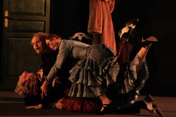 Dernière semaine pour Le Dindon au théâtre de la Tempête. Par Noémie Courtès. Dernière semaine pour Le Dindon au théâtre de la Tempête. Par Noémie Courtès.